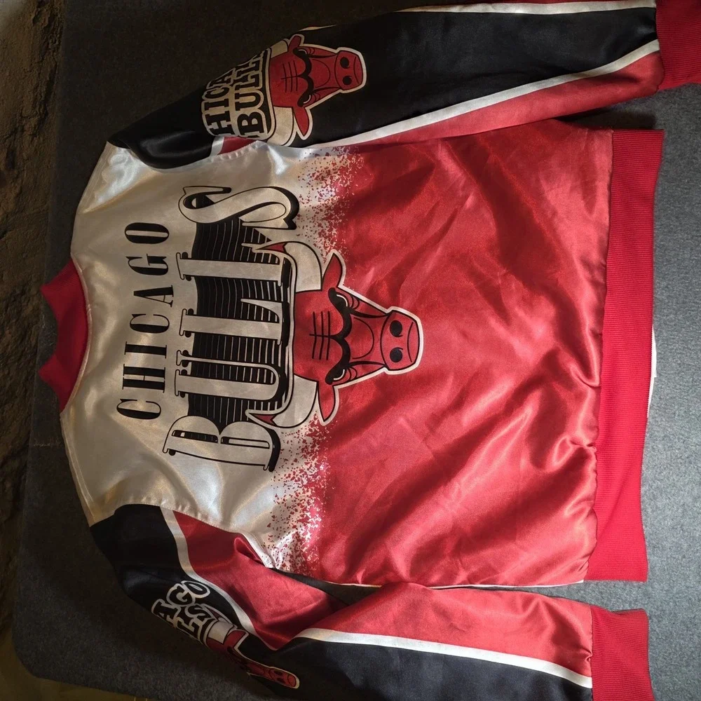 NBA Chicago Bulls Bomber Jacket Men Button Up Satin  All Over Print Small F1